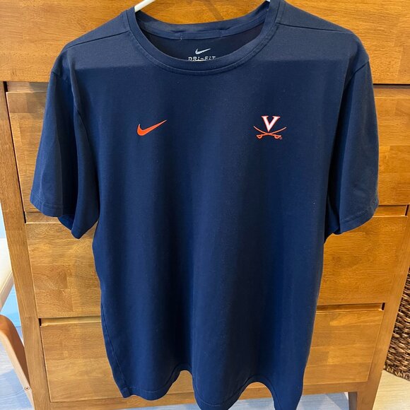 Nike University of Virginia T - Picture 1 of 4